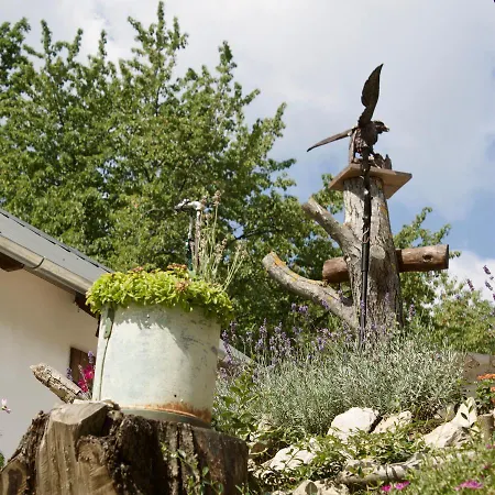 Sasfeszek Piheno Guest house